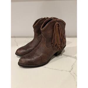 Women's Ariat Duchess Tack‎ Room Chocolate Western Ankle Boots Fringe Size 6.5 B